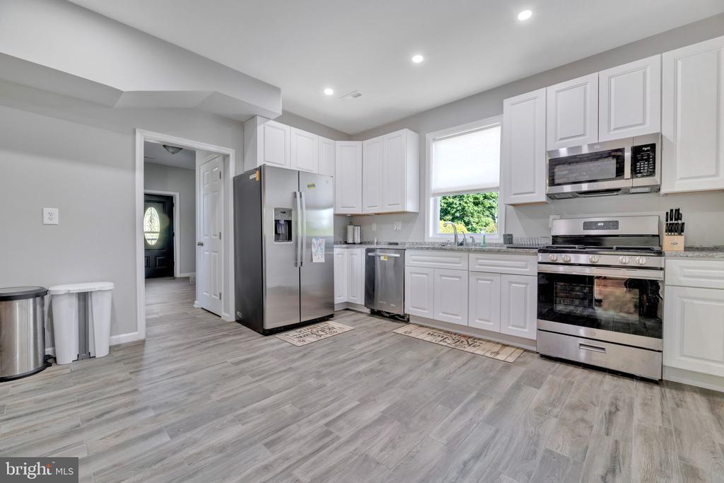 Foto principal - 723 60th Ave