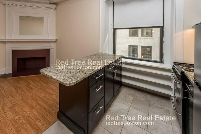 Photo - 62 Boylston St Apartment