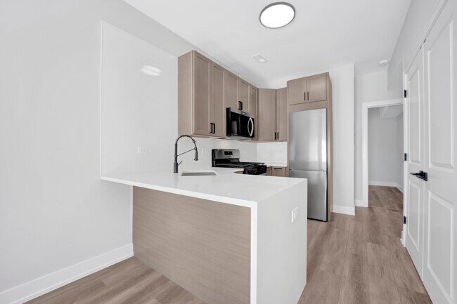 Foto del edificio - 2142 S Fairfield Ave