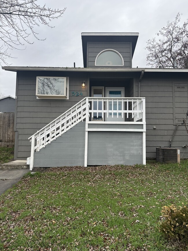 Foto del edificio - 524 Silcott Ct