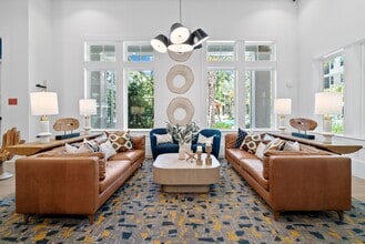 Building Photo - Bainbridge Ponte Vedra