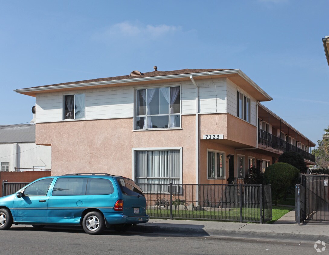 Building Photo - 7125 Mountain View Ave