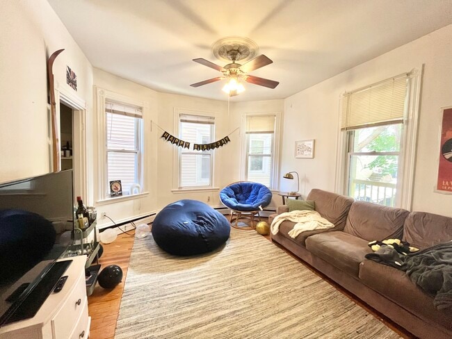 Building Photo - 36 Cherokee St