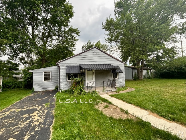 Building Photo - 4616 E 88th St