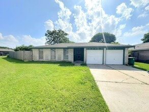 Building Photo - 12210 Roandale Dr