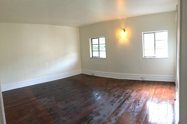 Building Photo - 5212 Keystone St