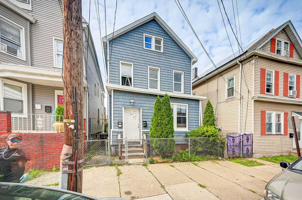 Foto del edificio - 134 Livingston St