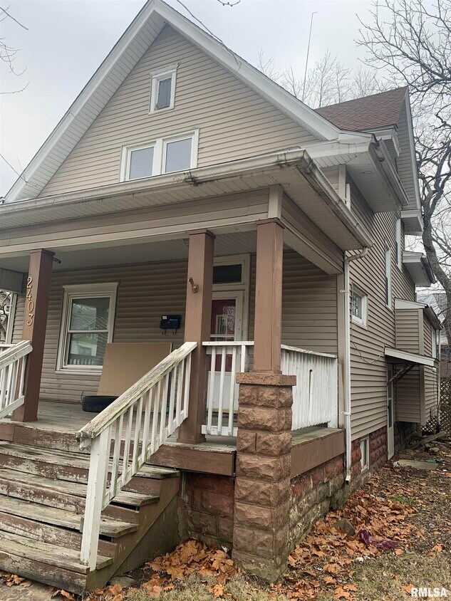 Primary Photo - 2403 N Peoria Ave