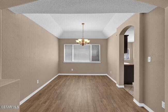 Foto del edificio - 3108 Tierra Nora Dr