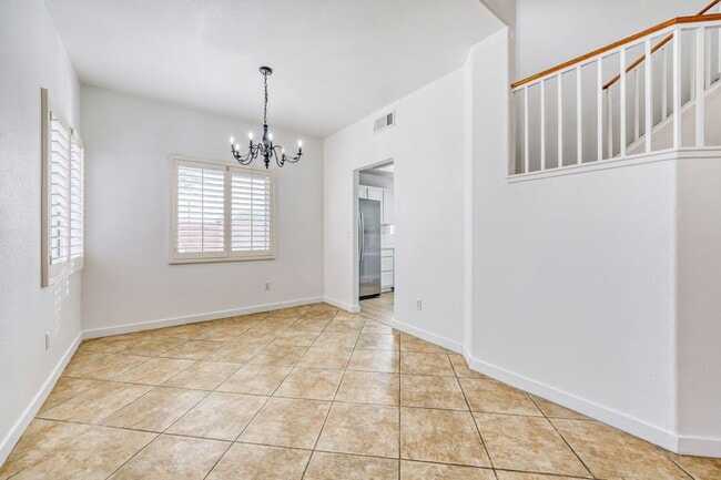 Foto del edificio - Spacious 4 Bedroom Home near Summerlin!