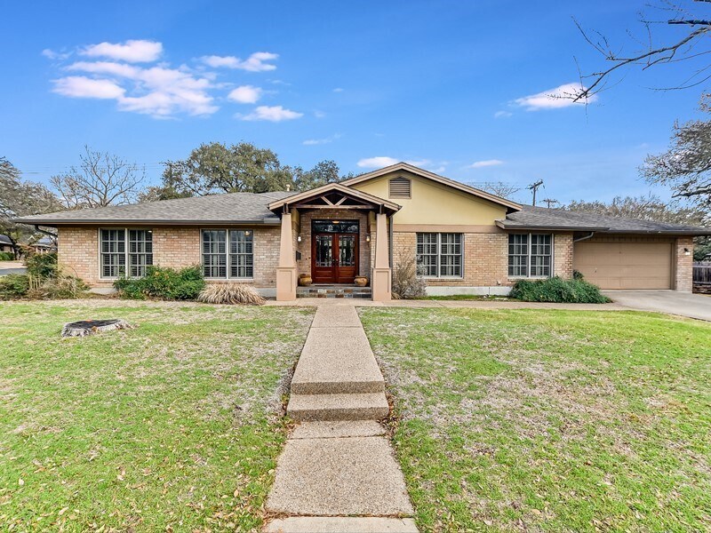 Classic single story in Cat Mountain, House Rental in Austin, TX