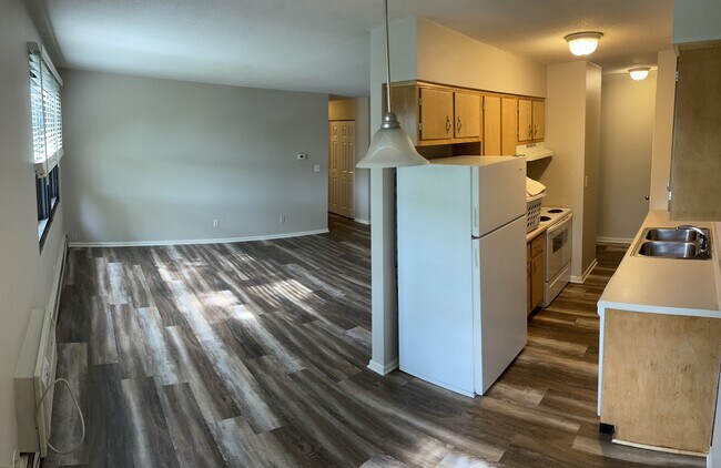 Building Photo - 3117 Virginia Ave S