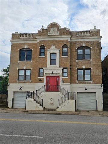 Foto principal - 1615 S Ervay St