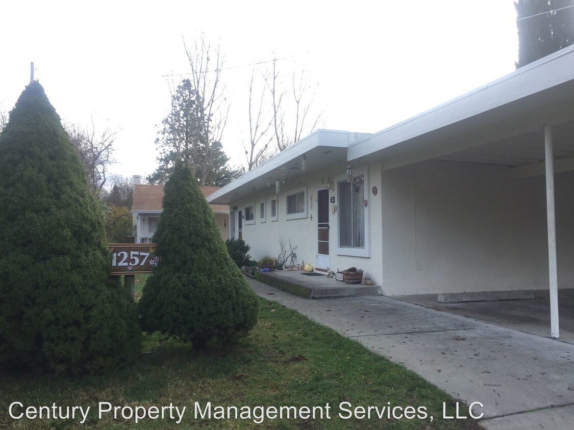 Primary Photo - 1257 Plummer Ave