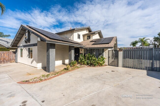 Building Photo - 24363 Comfort Ct