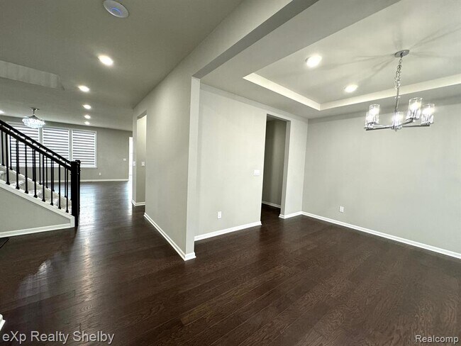 Foto del edificio - 49477 Hummel Dr