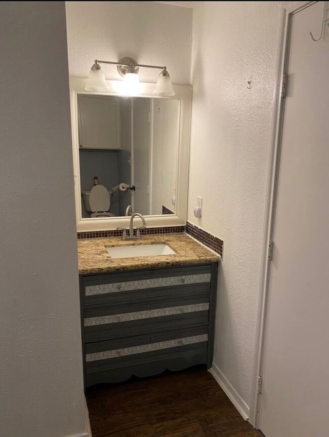 Foto del edificio - 111 E Southland Ave