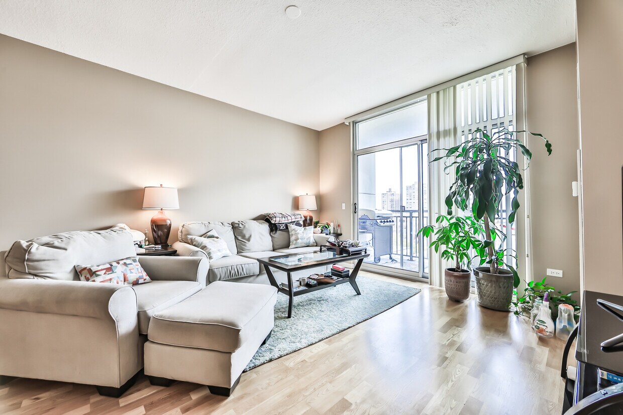Foto principal - 1134 W Granville Ave