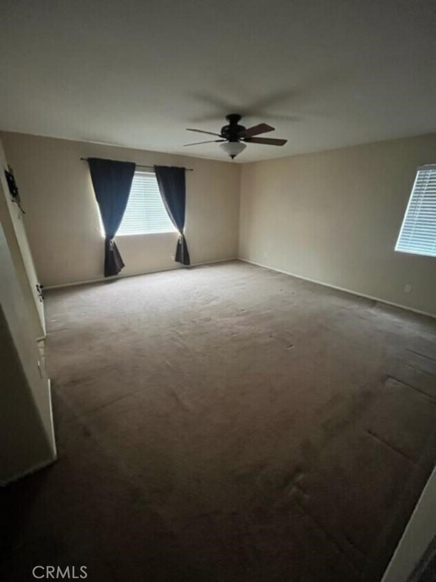 Foto del edificio - 16142 Blue Haven Ct