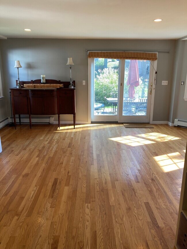 HW Floors - 45 Endicott Rd