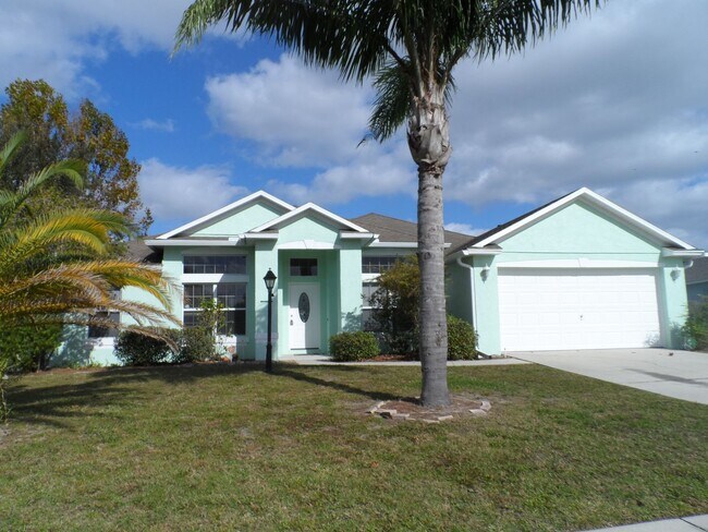 Building Photo - 4 BEDROOM - GATED TWIN LAKES SUBDIVISION -...