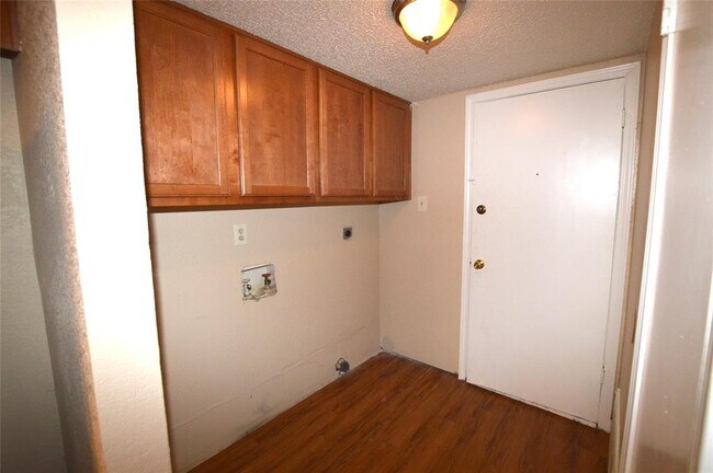 Foto del edificio - 2607 Alcott Ln