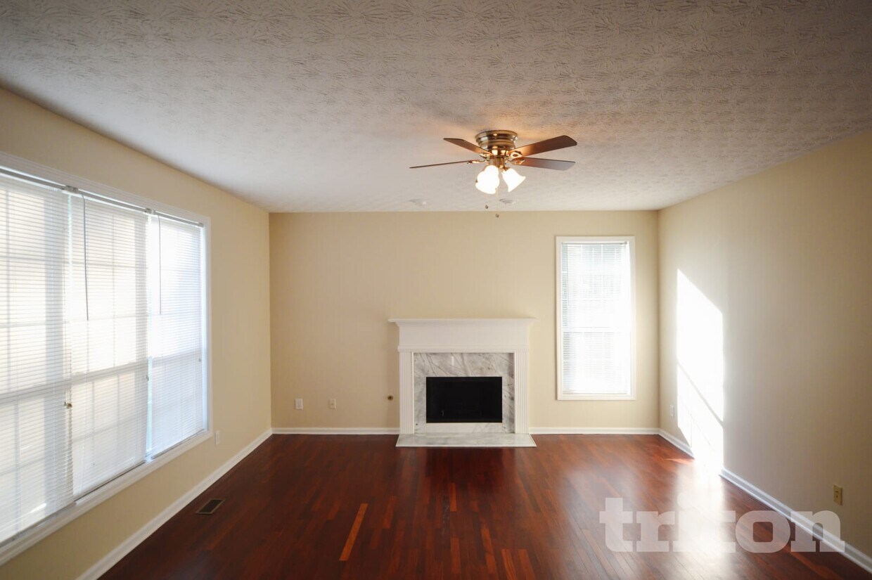 Foto del edificio - 2290 Lost Forest Ln SW