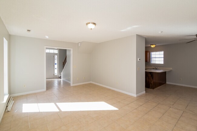 Building Photo - Charming 3 Bedroom in Goose Creek