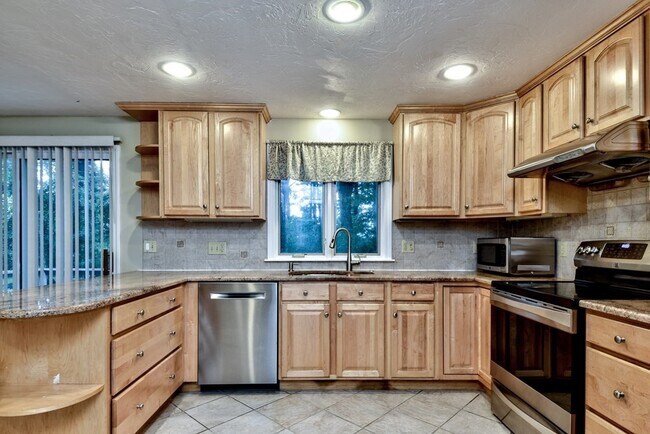 Foto del edificio - 11 Lamplight Cir