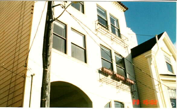 Building Photo - 2-6 Sharp Pl
