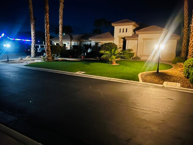 Foto del edificio - 7220 Shallowford Ave