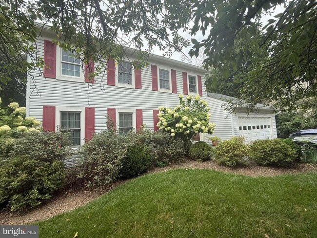 Foto del edificio - 4329 Morningwood Dr