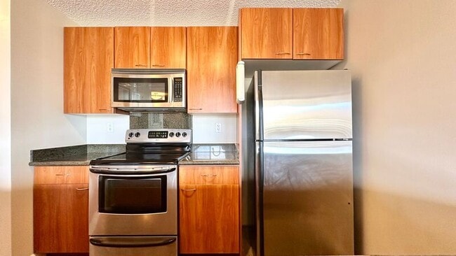 Building Photo - 55 S Judd St
