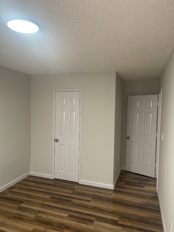 Foto del edificio - 732 W Imperial Hwy