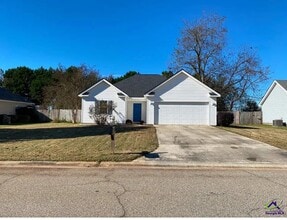 Building Photo - 116 Enlish Dr