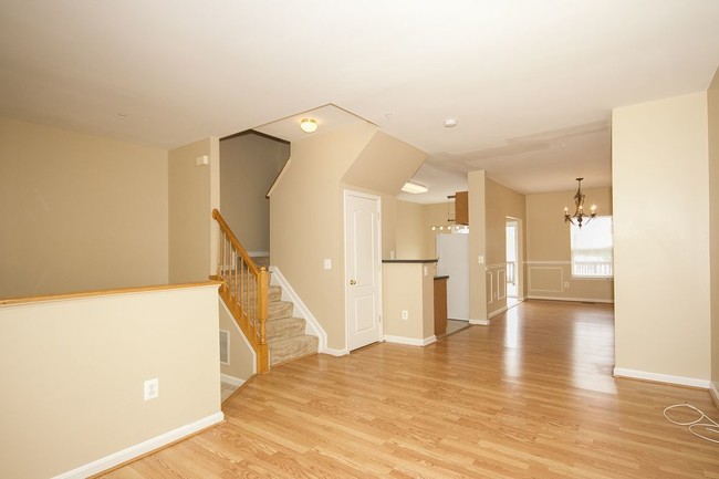 Building Photo - 11803 Tarragon Rd