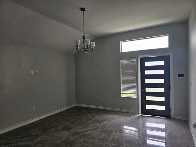 Building Photo - 5412 Capilla St