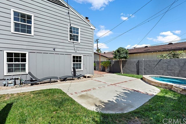 Building Photo - 2511 E Adams Ave