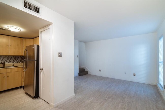 Foto del edificio - 1531 Marshall St