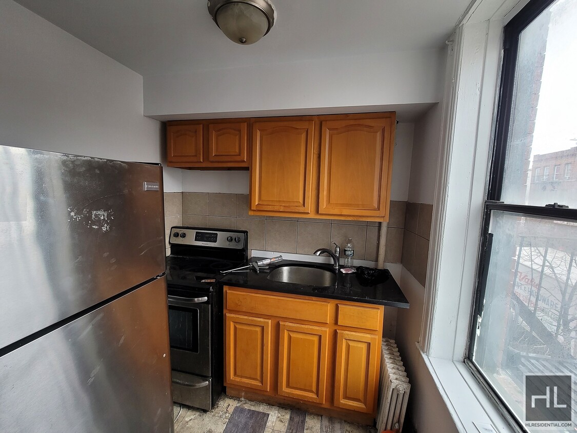 Primary Photo - Large Studio Apartment in East Flatbush