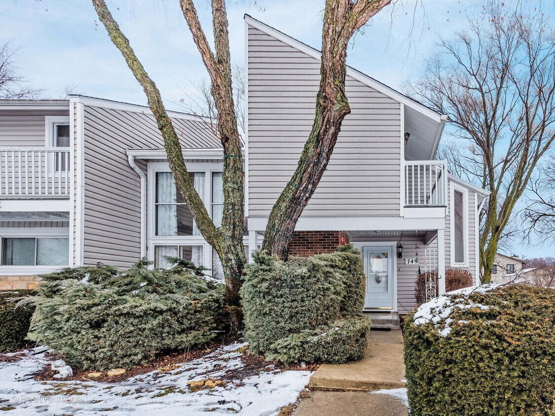 Foto principal - 749 Cove Ct