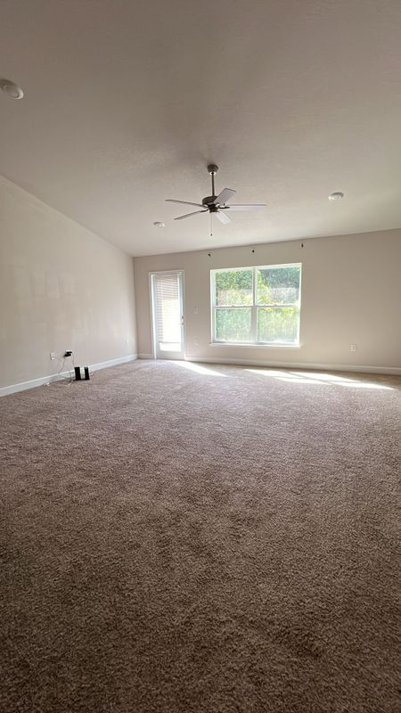 Building Photo - 307 Athabasca Pl
