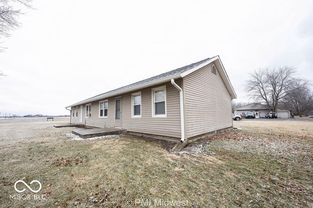 Building Photo - 4881 300W