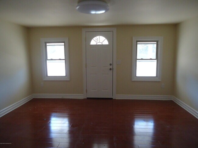 Foto del edificio - 113 Hibernia Ave