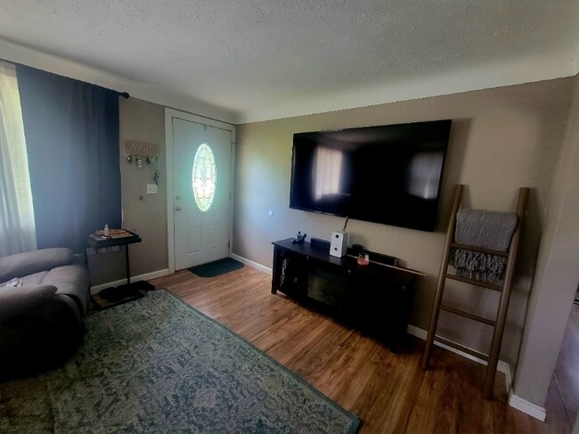 Foto del edificio - 5238 Claxton St