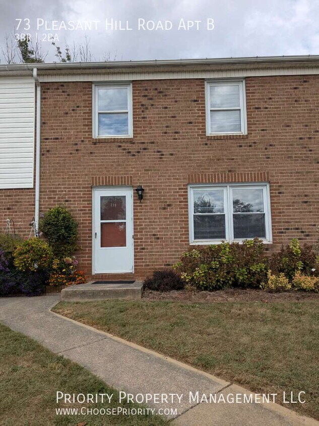 Foto principal - 73 Pleasant Hill Rd