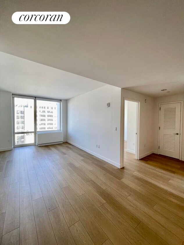 Foto principal - 550 W 45th St