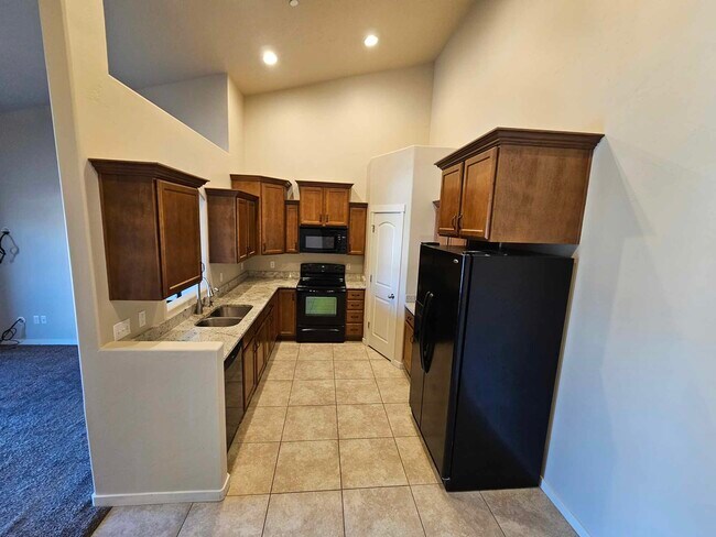 Building Photo - 203 Jordan Ridge Boulevard