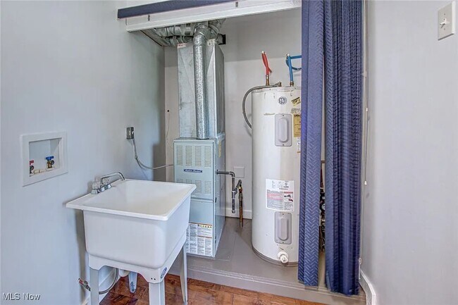 Foto del edificio - Matherson Avenue