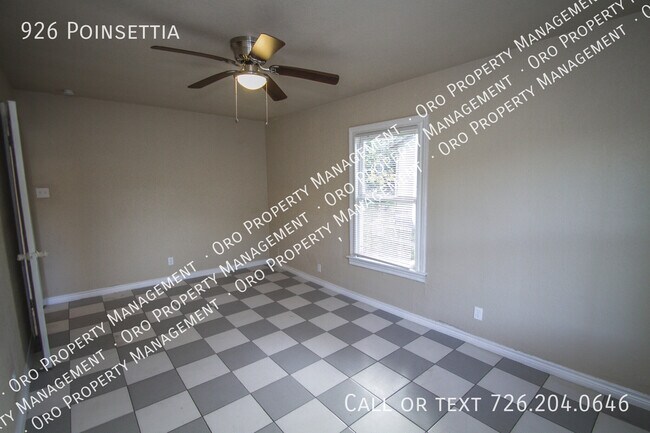 Foto del edificio - 926 Poinsettia-